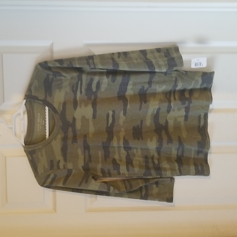 Camo shirt small lucky brand
